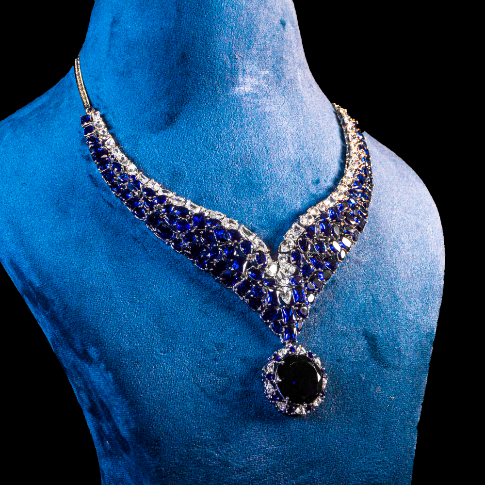 AD Necklace – Sparkling Blue Elegance - Image 2