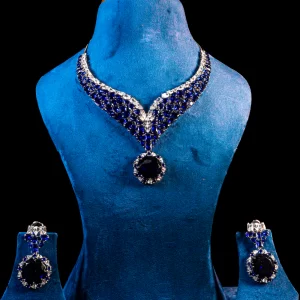 AD Necklace – Sparkling Blue Elegance