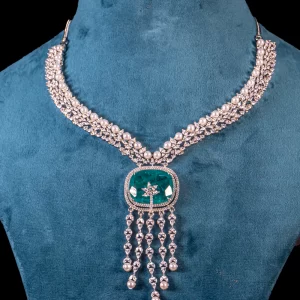 AD Set – Modern Elegance with Timeless Sparkle