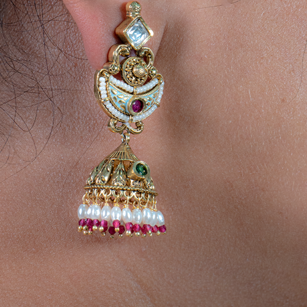 Elegant White Moti Choker – Classic Grace for Every Occasion - Image 2