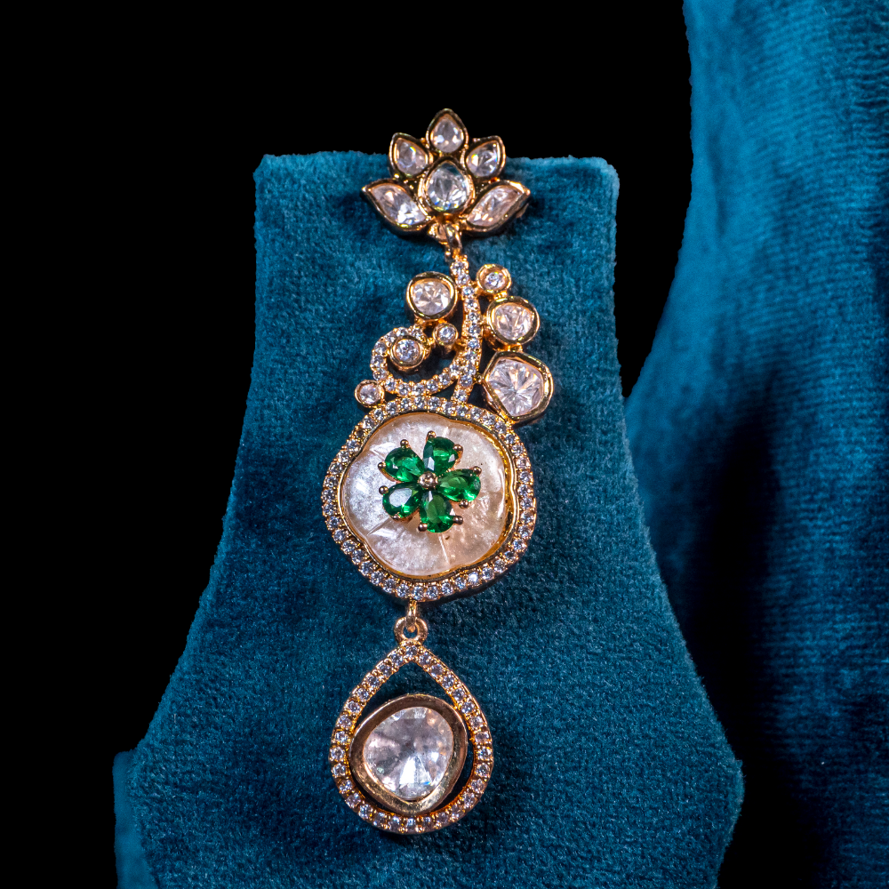 Mother Pearl Pendant Set – Elegant Green Charm - Image 3